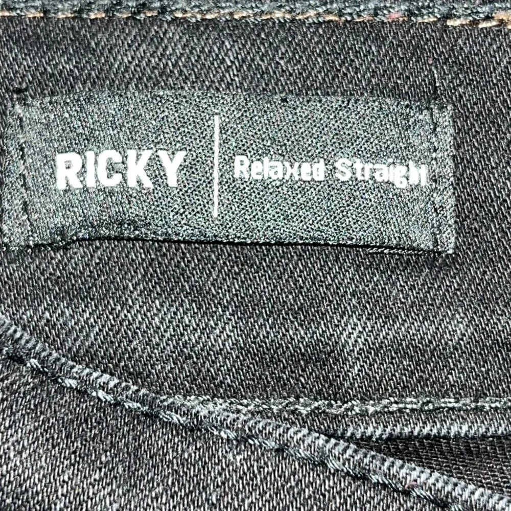 TRUE RELIGION RICKY FLAP - Relaxed Straight Black Denim Jeans - EUC - 28X31